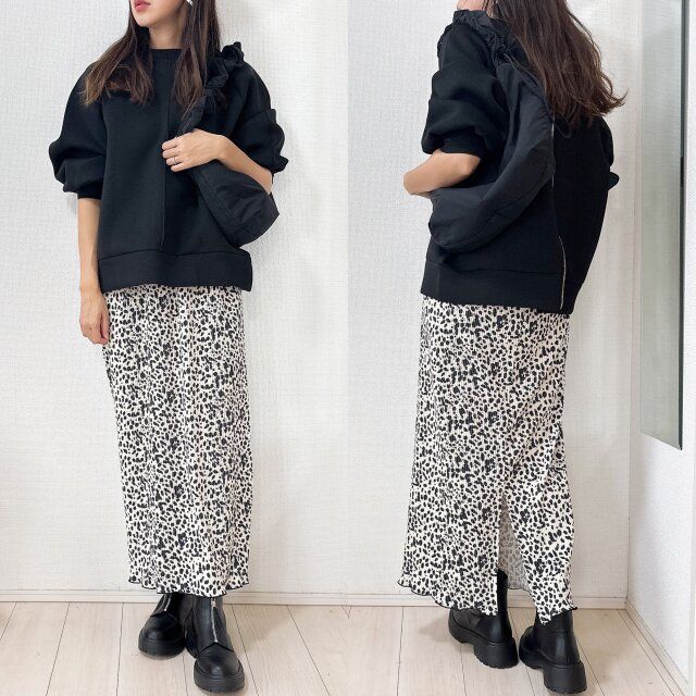 しまむら スエードガラプリーツSK スウェット合わせてカジュアル