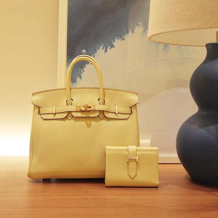 エルメスのバーキンと財布