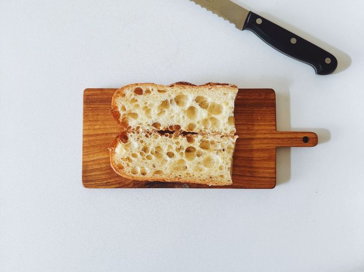 食べ応えたっぷり！ゴロゴロミートボールとマッシュポテトのバゲットサンド【パン好きなsumire.のバゲットサンドのレシピ vol.30 〜レシピで旅するヨーロッパ〜】