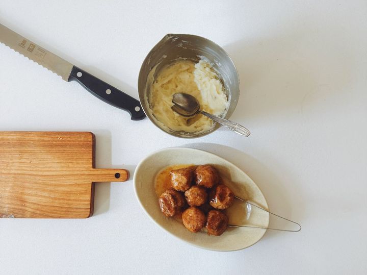 食べ応えたっぷり！ゴロゴロミートボールとマッシュポテトのバゲットサンド【パン好きなsumire.のバゲットサンドのレシピ vol.30 〜レシピで旅するヨーロッパ〜】