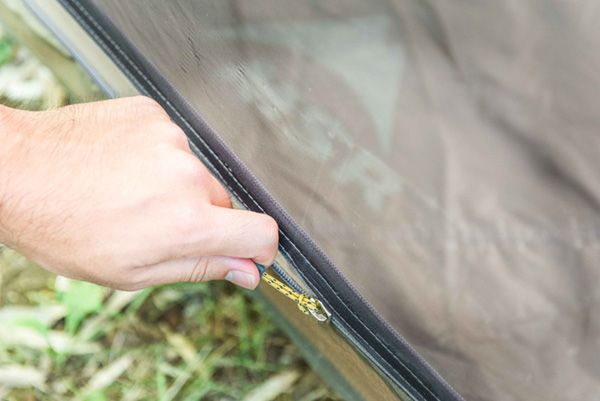 今流行りの上級キャンプスタイル知ってる？雨風対策からハンモックまで徹底研究！