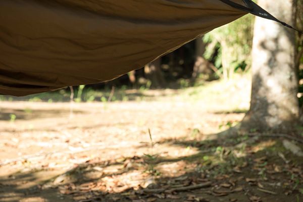 今流行りの上級キャンプスタイル知ってる？雨風対策からハンモックまで徹底研究！