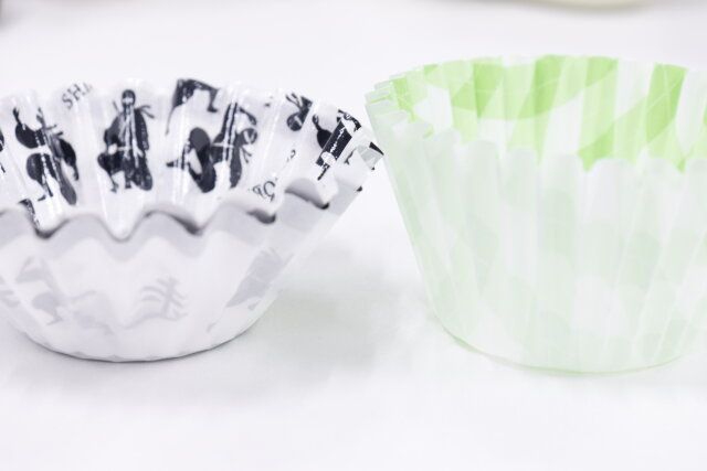 ダイソーのたくさん入る深くて分厚いおかずカップ