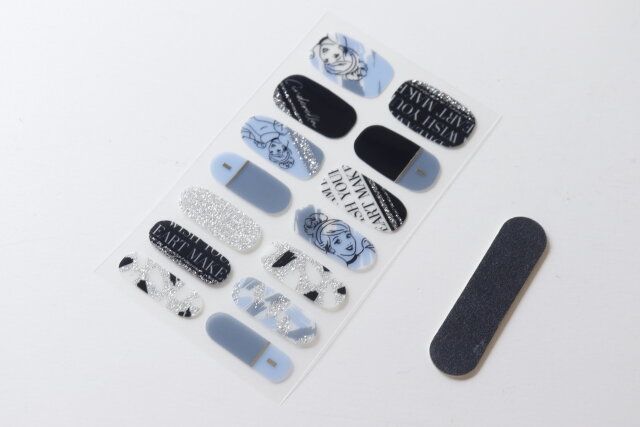 ダイソーSJジェル風ネイルシール（シンデレラ）A セット内容