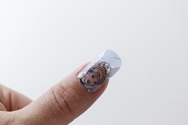 ダイソーSJジェル風ネイルシール（シンデレラ）A 使い方