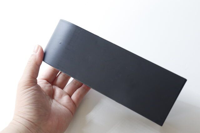 ダイソー アイアンインテリア収納（三段式） 質感