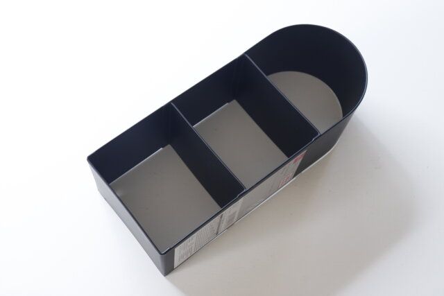 ダイソー アイアンインテリア収納（三段式）