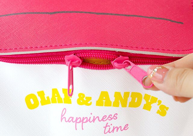 スヌーピーハウスのマルチに使える収納ポーチ ファスナー