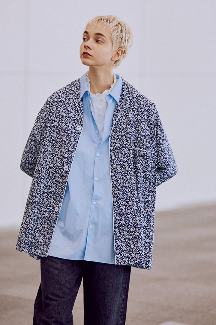 プラスワンするだけでグッとオシャレに。カラーシャツに合わせたいアイテム5選