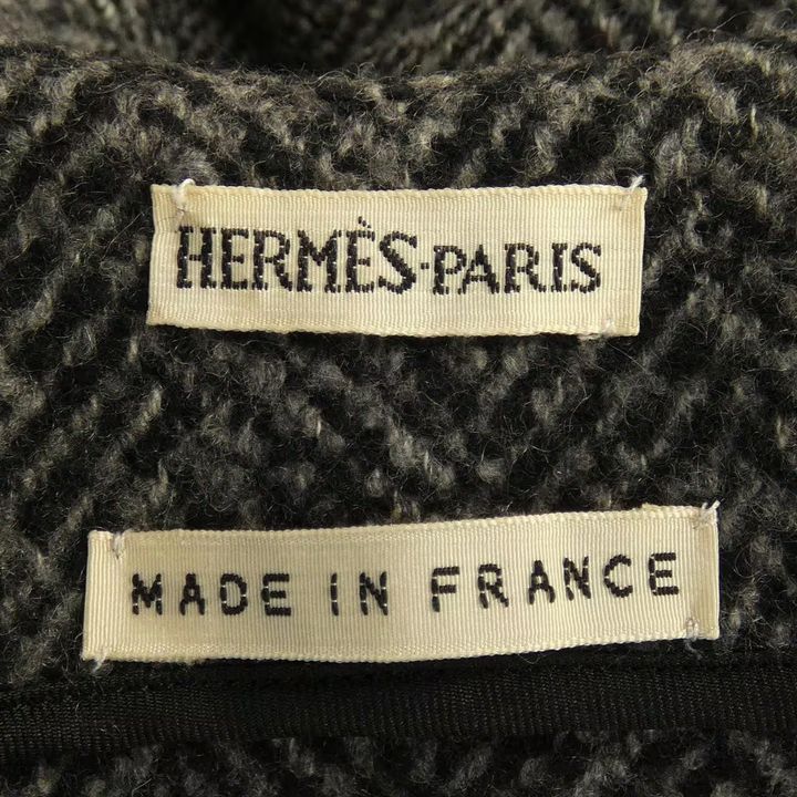 エルメスの洋服のタグ