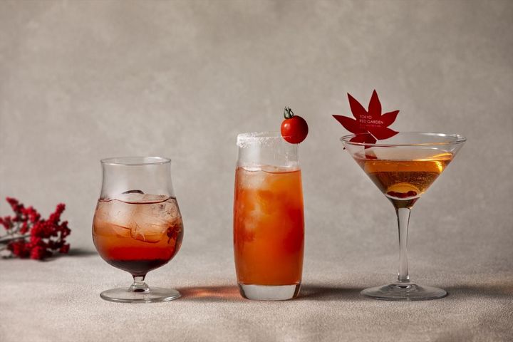 料理と一緒に「Thrush Café」で楽しめるイベント限定カクテル。左からモクテル（ノンアルコールカクテル）「YOSOOI（ヨソオイ）」1100円、モクテル「BANSHU（バンシュウ）」1100円、「KINSHU（キンシュウ）」1200円（いずれも税込・サービス料別） 提供時間：11〜21時（20時 LO）