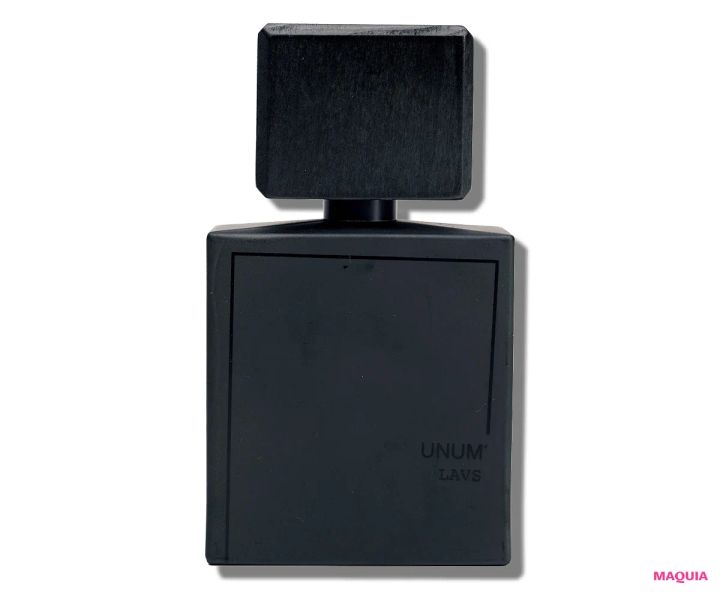 あの都市伝説コスメのご利益は？ “婚活ミラー”、就活に強いアイパレ、モテ無双リップも_6