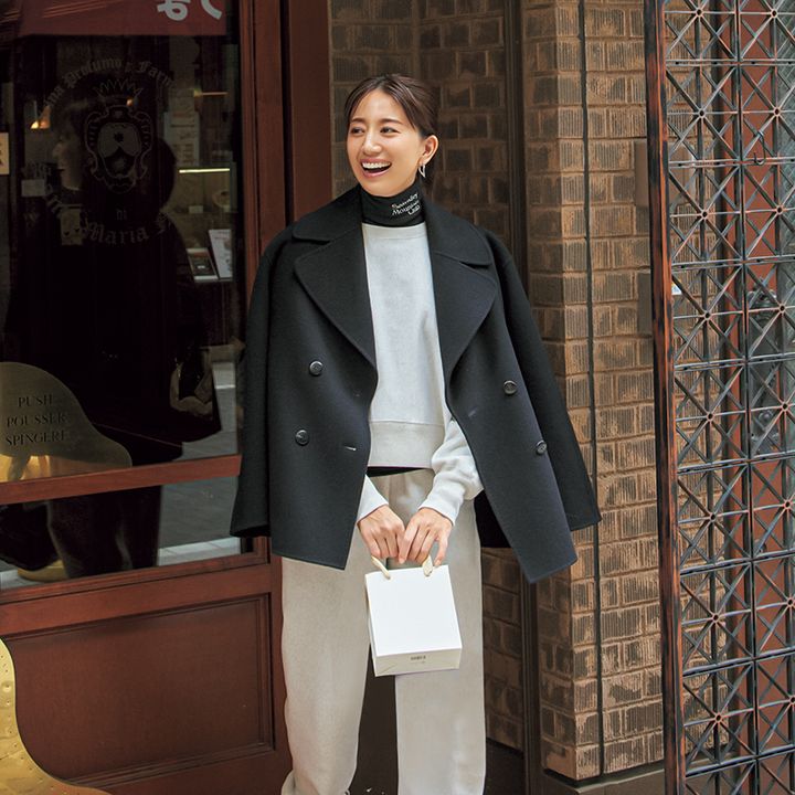 最高気温15度の日の服装：スウェットスタイルにきれいめピーコートでご近所感を中和