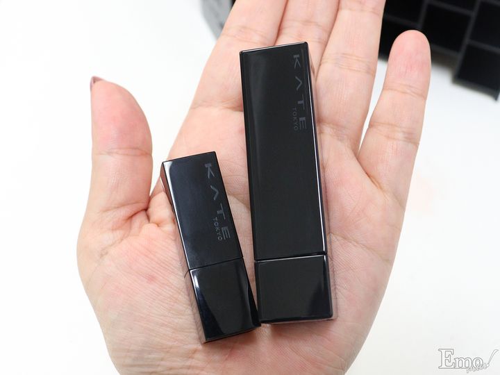 モンスター達が鎮座するリプモン専用“リプモンハウス”数量限定で誕生！ミニリプモン5本もセットになってる♪