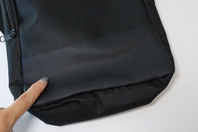 ダイソー 斜めかけバッグ 素材