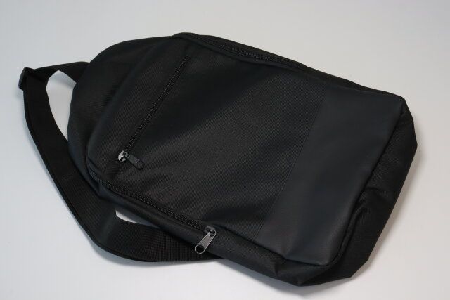 ダイソー 斜めかけバッグ デザイン