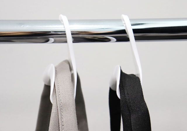 キャンドゥ マルチ収納ハンガー 2P 使用例 バッグ