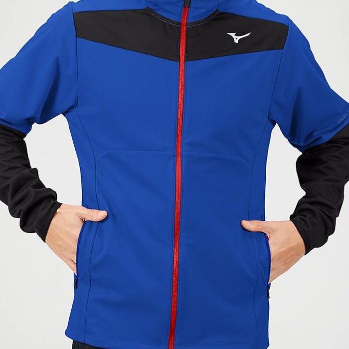 防風性の高いウェア