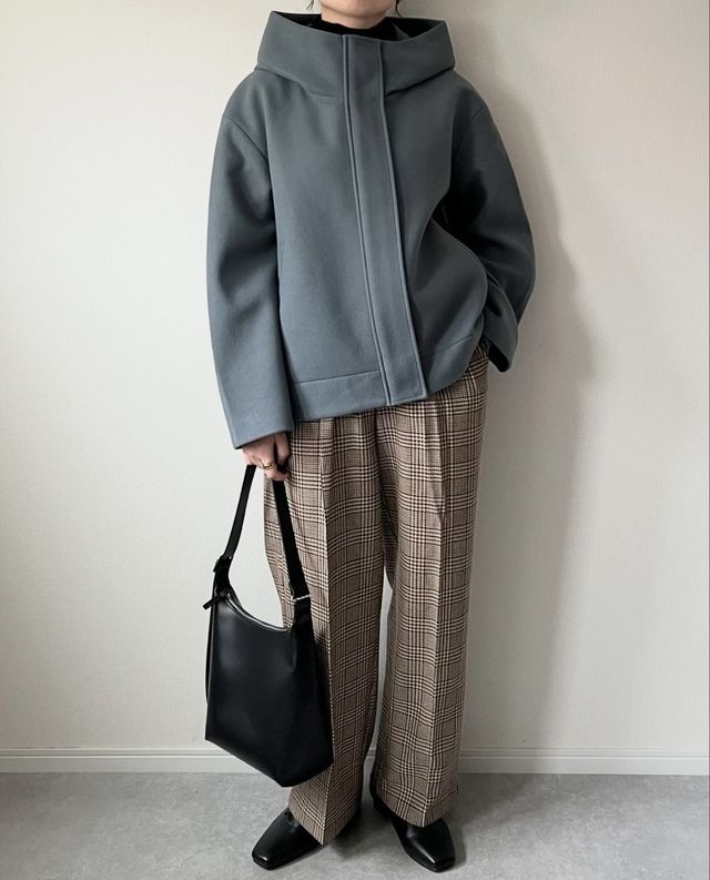 GUのコージーメルトンショートフーディコート2