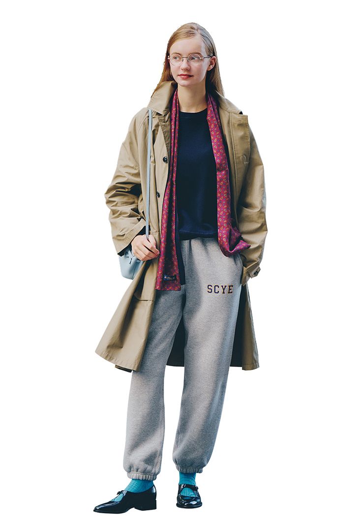 楽ちんおしゃれコーデの極み！1本あると便利なグレーのスウェットパンツのコーデ7選