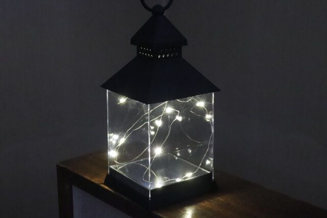 ダイソー ランタンライト 光