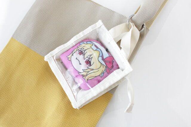 キャンドゥ ぬいぐるみバッグ 10cm用 推し活 使用例