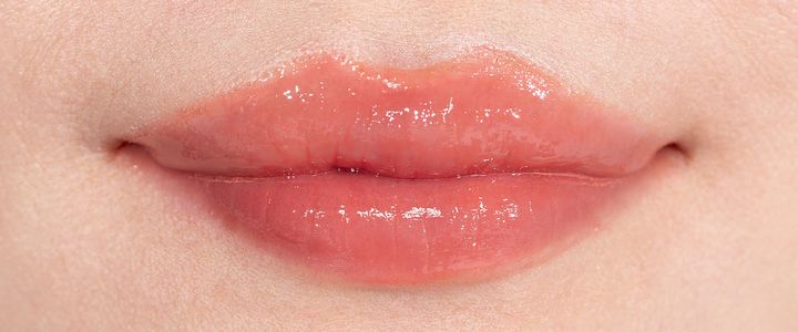 イエベにおすすめの「KATE リップモンスター ツヤバース」はG02