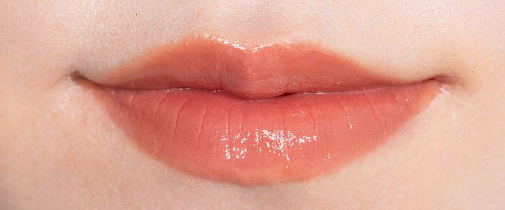 イエベにおすすめの「KATE リップモンスター」は03