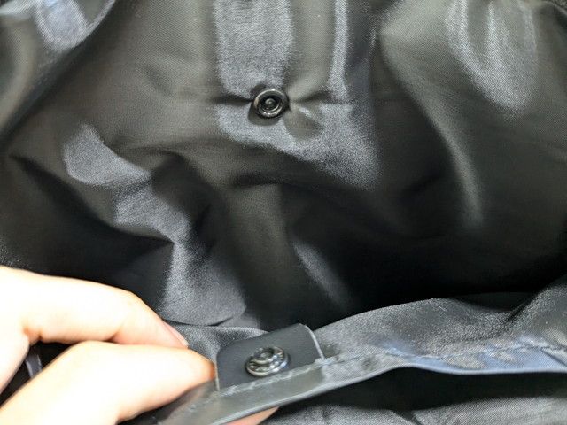 スナップボタン