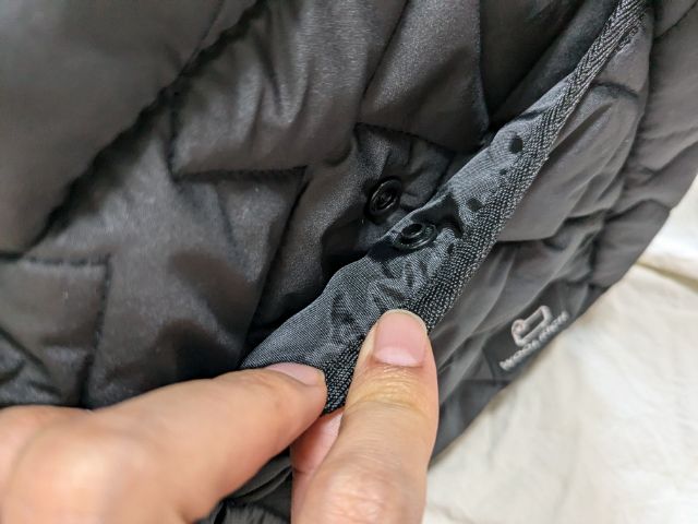 スナップボタン