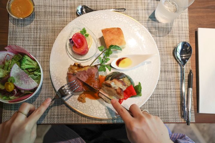 オールデイダイニング Teoriのディナービュッフェメニュー例