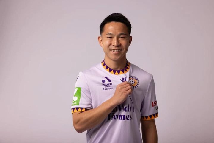 【インタビュー】豪州セミプロからAリーグへ！14年ぶりの快挙を果たしたパース・グローリーMF青山景昌の再挑戦