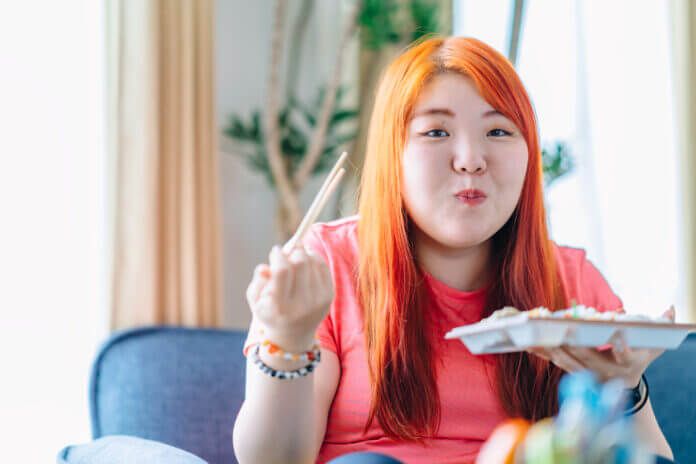 あなたは肥満予備軍…⁉ デブになる人の特徴7つ