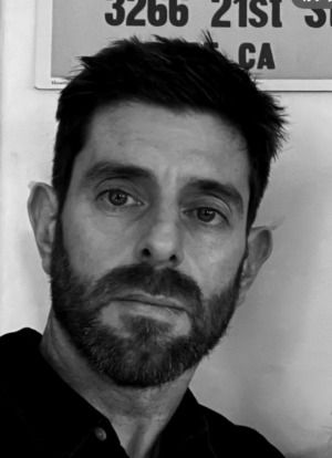 〈ポスタルコ〉デザイナー・マイク・エーブルソン