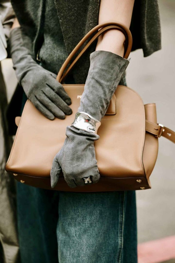 画像: アクセサリーをレイヤードすれば瞬時に格上げ