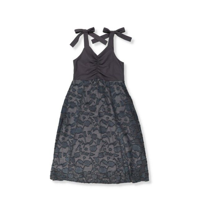 しまむらのドッキングジャンパースカート