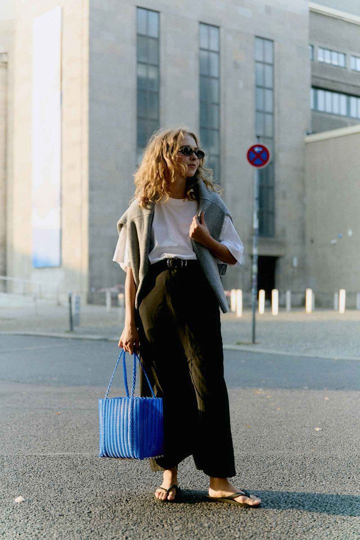 画像1: 寒暖差に負けず、ファッションを楽しんで