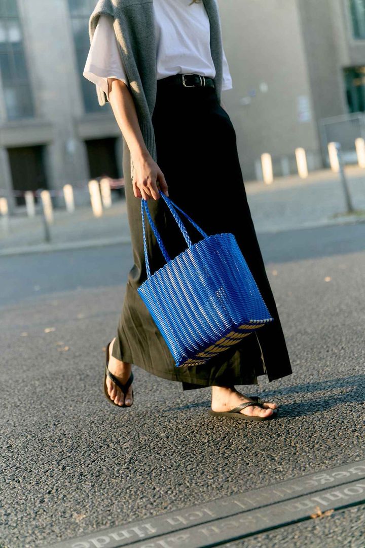 画像2: 寒暖差に負けず、ファッションを楽しんで