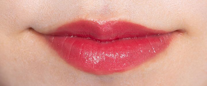 ブルベにおすすめの「ジルスチュアート リップブロッサム グロウ」は13