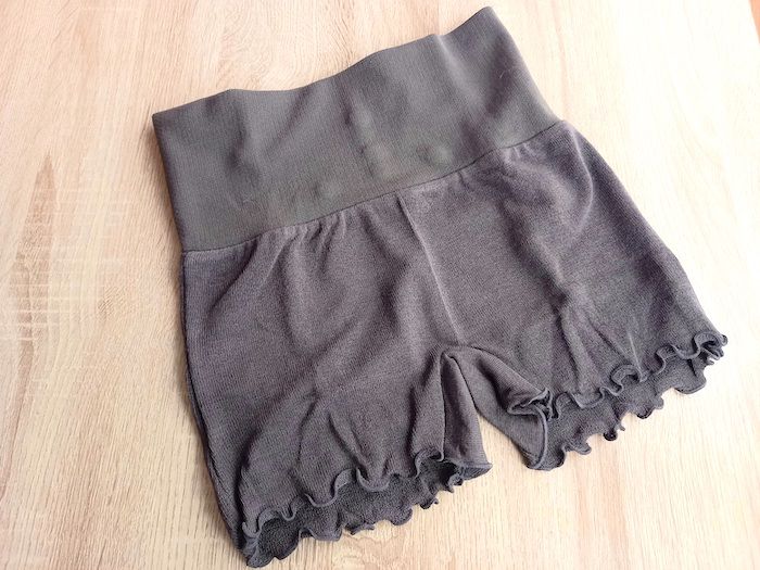 Lierrey オーバーパンツ