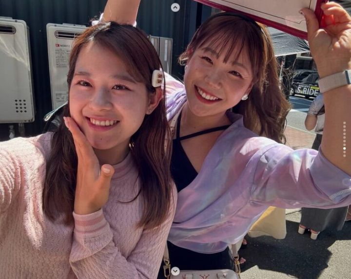 吉田優利、渋野日向子とのハグ写真を披露！「ひなこさん」とコメント