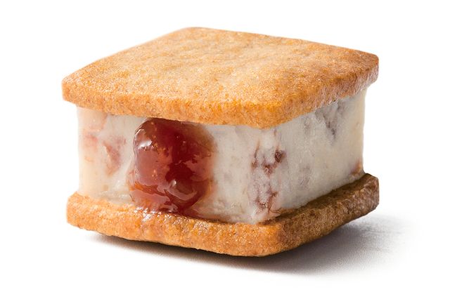 いちじくの赤ワイン煮 270円（税込）