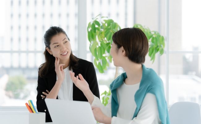 上司と会話イメージ