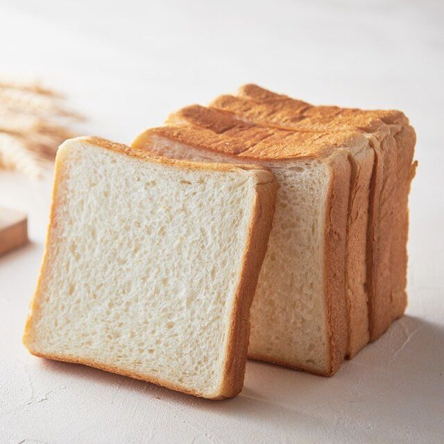 シャトレーゼのおすすめシャトレーゼがつくった素材のおいしさそのまま食パン6枚