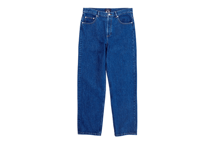 〈A.P.C.〉のデニムパンツ