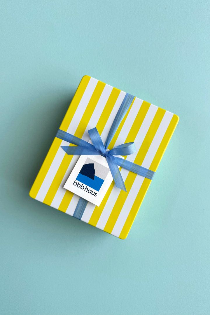 おしゃれでかわいいクッキー缶◎ 大人気のお取り寄せしたいレモンサブレ【ささやかですてきなもの 大谷有紀 vol.214】