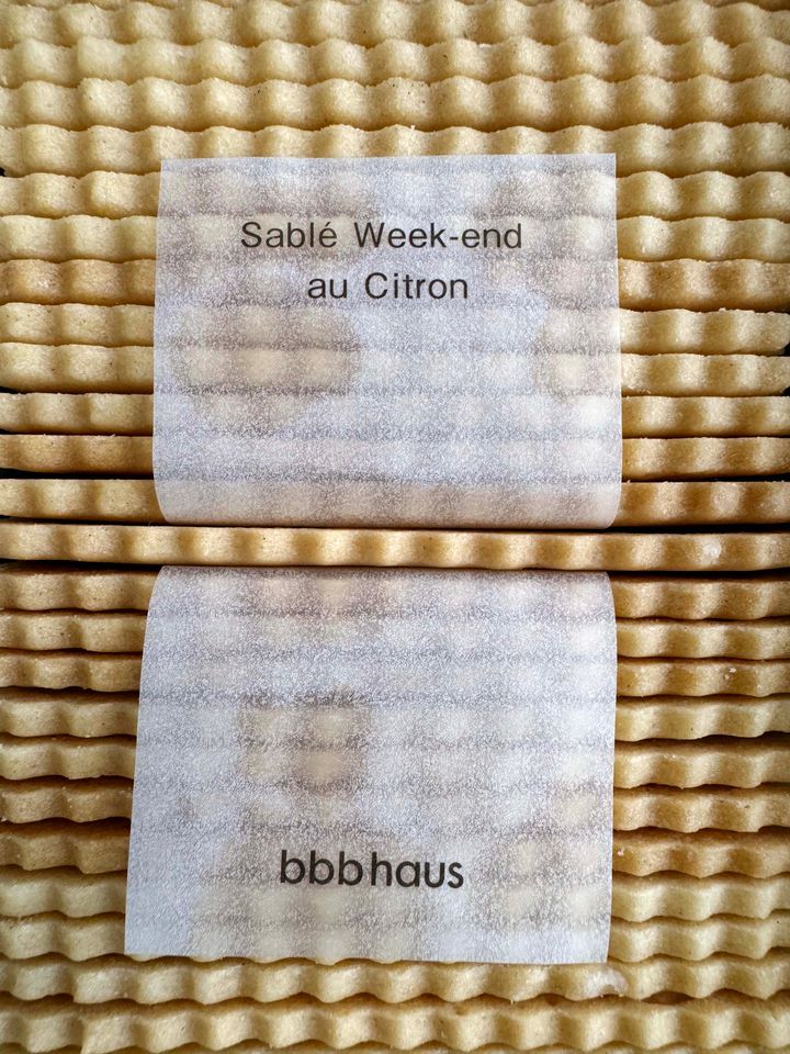 おしゃれでかわいいクッキー缶◎ 大人気のお取り寄せしたいレモンサブレ【ささやかですてきなもの 大谷有紀 vol.214】