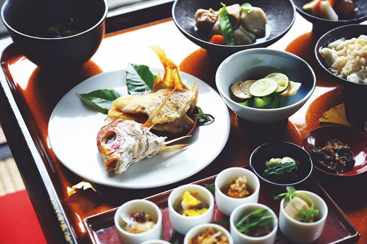 愛媛県の『大洲城キャッスルステイ』で提供される料理