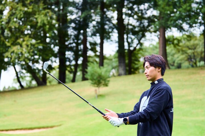 手ブレ補正でピンを確実にキャッチ！最上位距離計測器