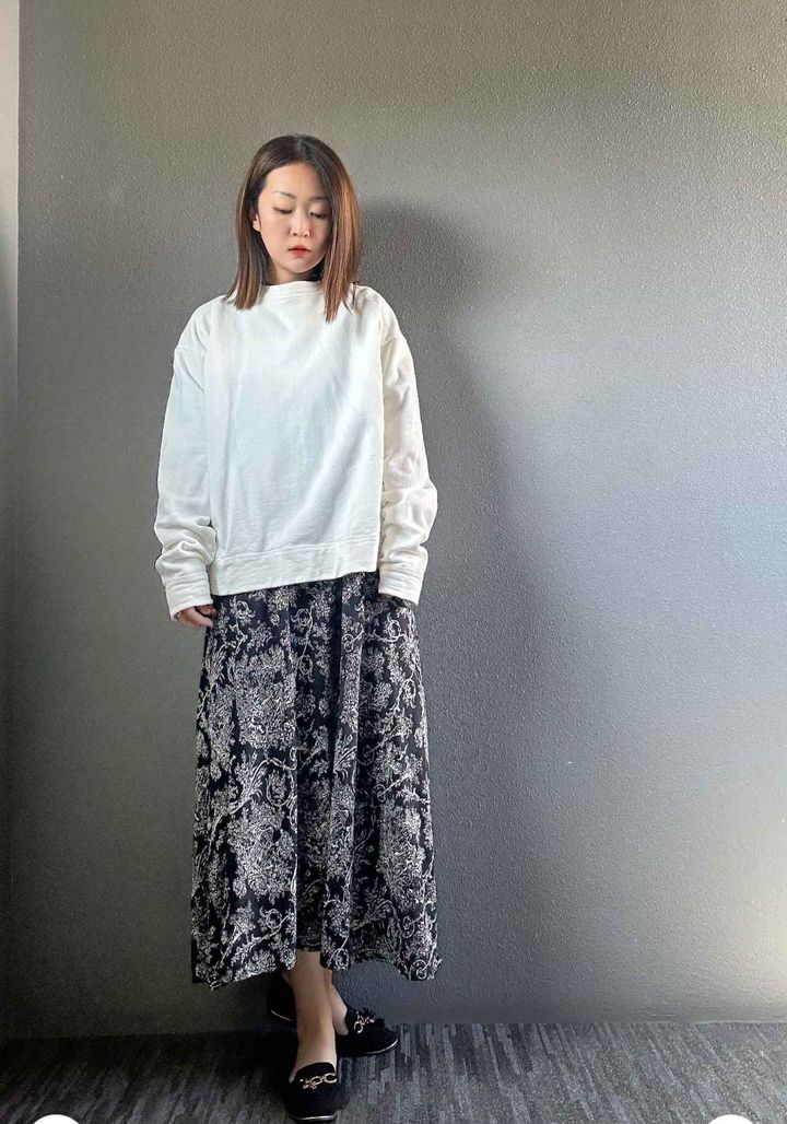 画像: キレイめなスウェットで楽ちんコーデ